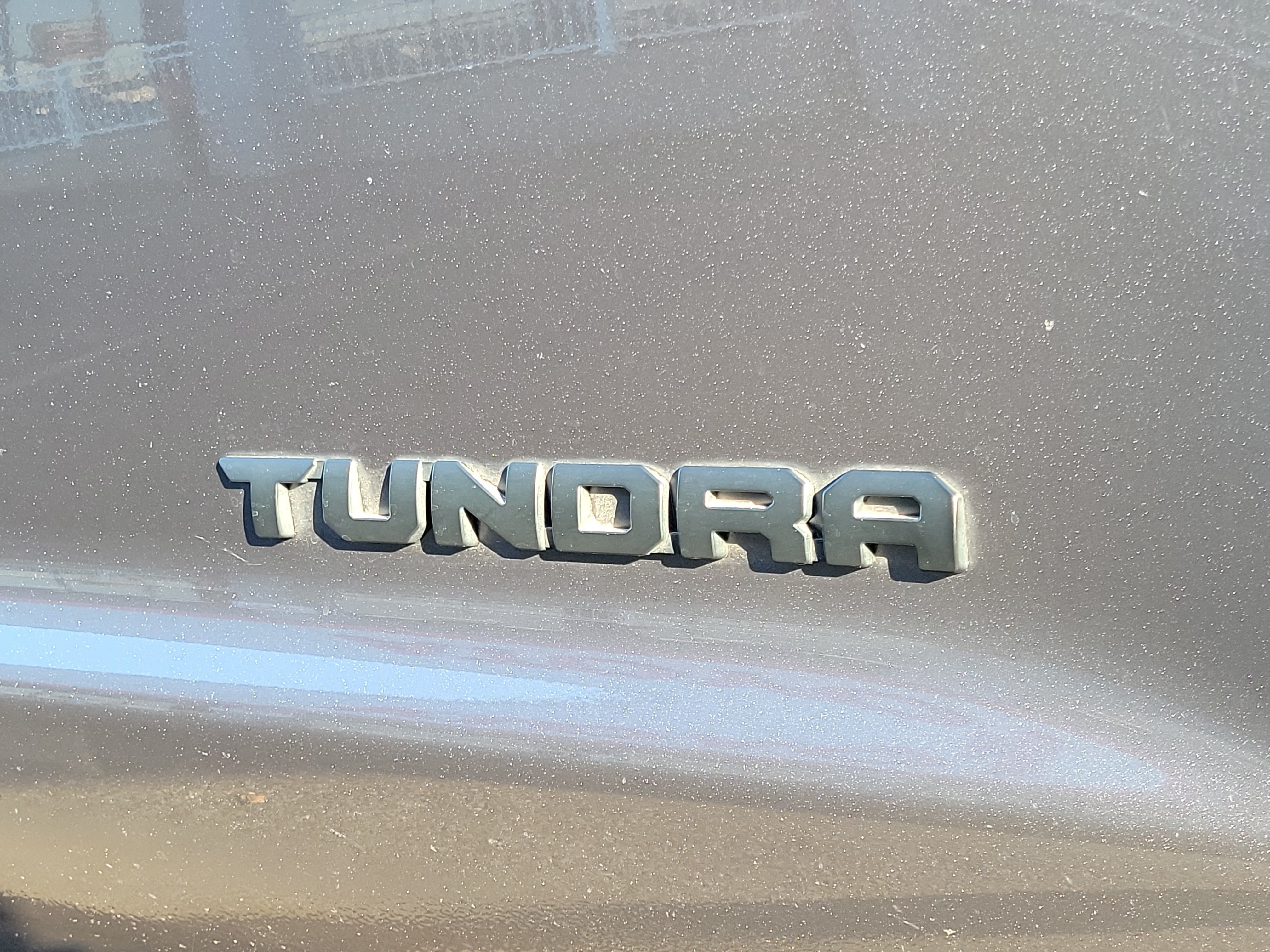 Used 2021 Toyota Tundra Limited w/ Limited Premium Package AWD/4WD image 6