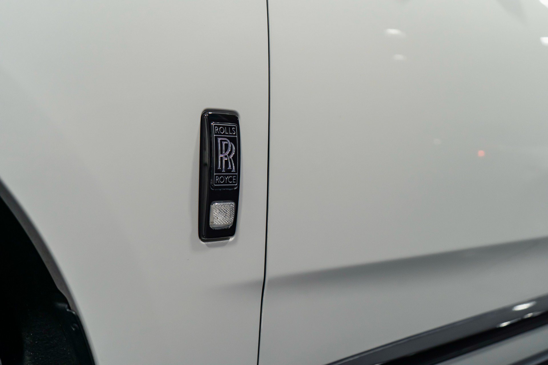 Used 2021 Rolls-Royce Cullinan Black Badge AWD/4WD image 13