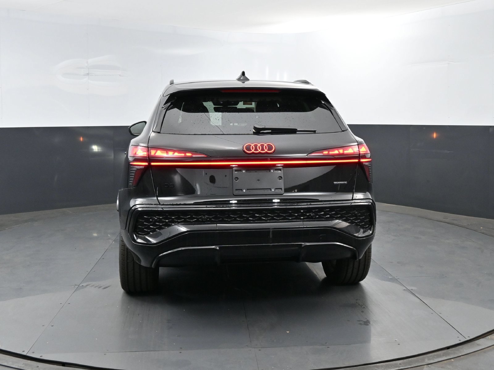 New 2026 Audi Q3 quattro 2.0T AWD/4WD image 26