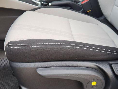 New 2026 Hyundai Venue SEL FWD image 23