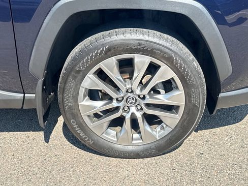 Used 2023 Toyota RAV4 XLE Premium AWD/4WD image 43