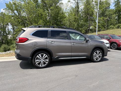 Used 2022 Subaru Ascent Touring w/ Popular Package #2A AWD/4WD image 8