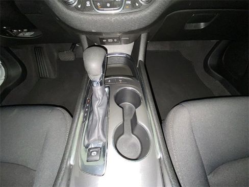 Used 2024 Chevrolet Malibu LT image 20