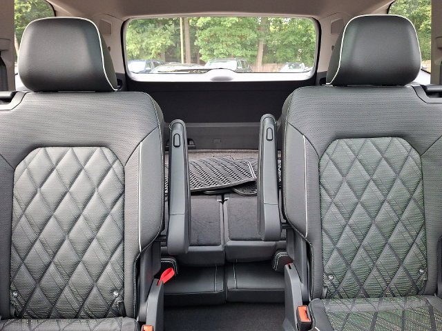 Used 2024 Volkswagen Atlas SEL Premium R-Line AWD/4WD image 19