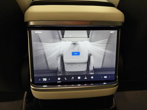 Used 2023 Tesla Model X AWD/4WD image 13