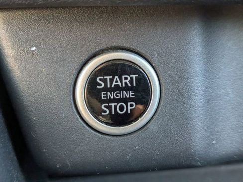 Used 2023 Nissan Rogue SV FWD image 30