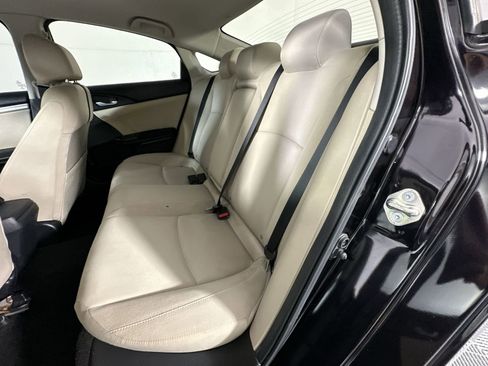 Used 2017 Honda Civic EX-T image 22