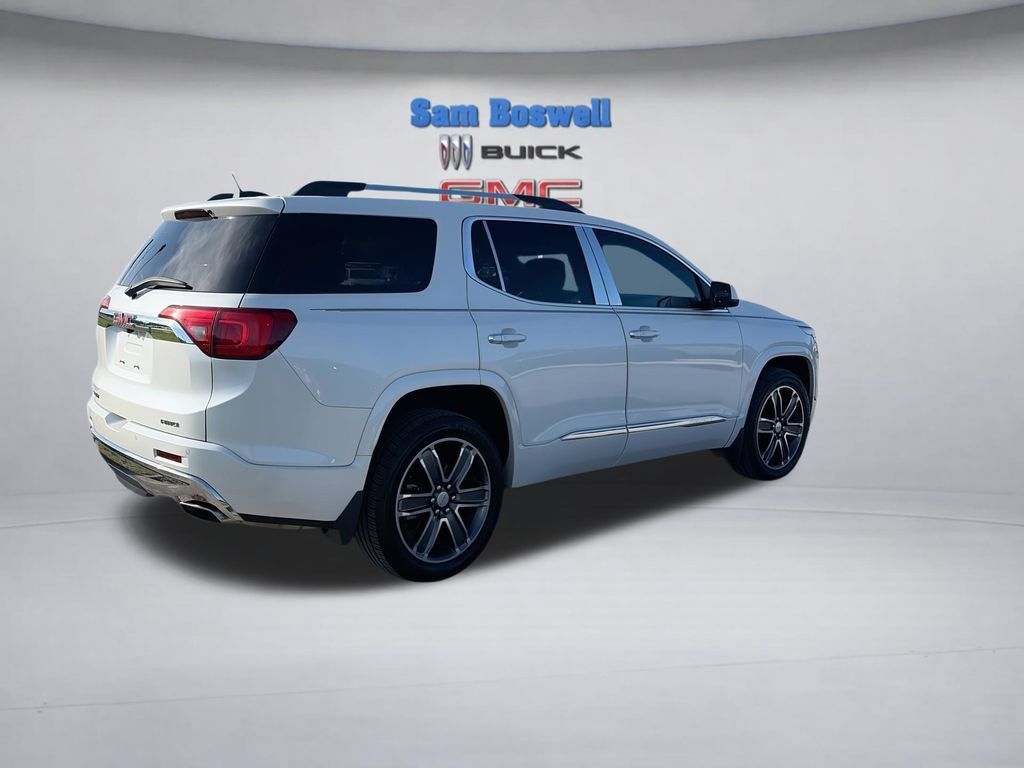 Used 2019 GMC Acadia Denali w/ Technology Package AWD/4WD image 10