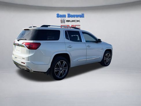 Used 2019 GMC Acadia Denali w/ Technology Package AWD/4WD image 10