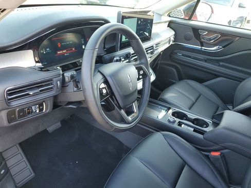 New 2026 Lincoln Corsair Premiere image 20