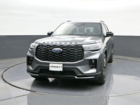 New 2026 Ford Explorer ST-Line w/ ST-Line Street Pack image 28