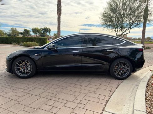 Used 2019 Tesla Model 3 Long Range image 5