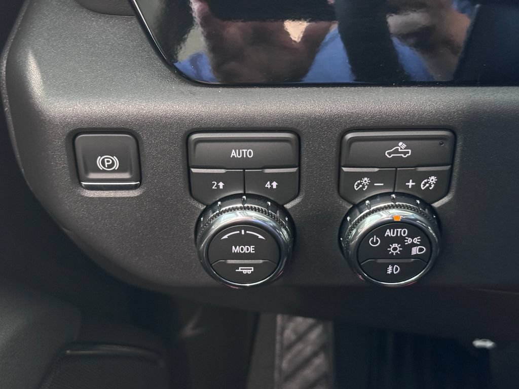 Certified 2026 GMC Sierra 1500 Elevation AWD/4WD image 22
