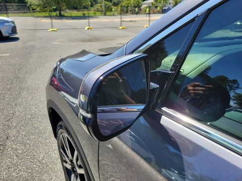 Used 2019 Honda Pilot Touring image 18