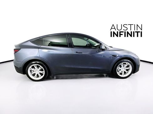 Used 2022 Tesla Model Y Long Range AWD/4WD image 8