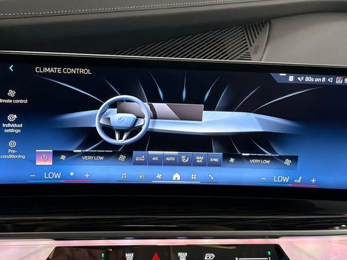Used 2025 BMW i7 xDrive60 AWD/4WD image 20