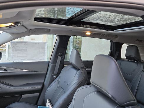New 2026 INFINITI QX60 Luxe w/ Cargo Package image 6