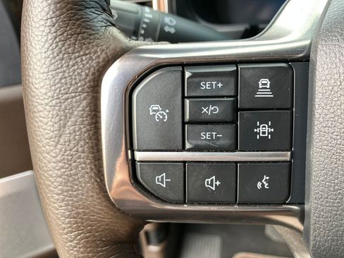 Certified 2024 Ford F250 King Ranch w/ Chrome Package image 17