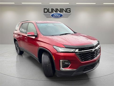 Used 2023 Chevrolet Traverse RS image 4