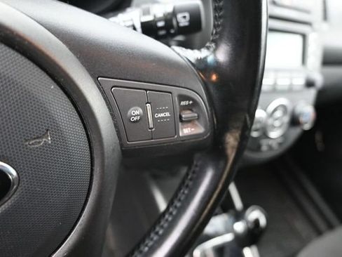 Used 2013 Kia Soul + FWD image 25