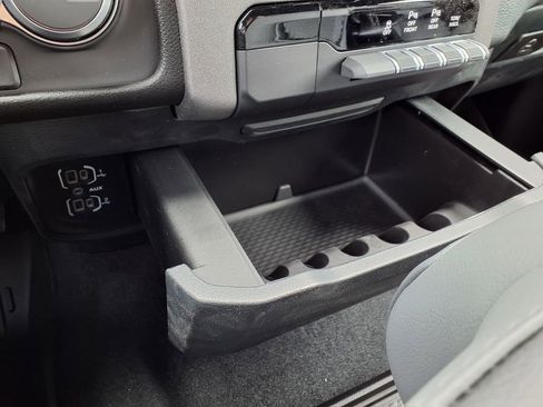 New 2026 RAM 1500 Tradesman AWD/4WD image 10