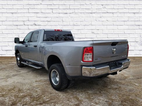 Used 2024 RAM 3500 Big Horn image 3