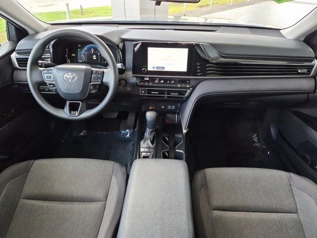 Used 2025 Toyota Camry LE FWD image 15