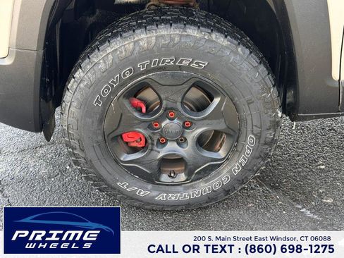 Used 2015 Jeep Renegade Latitude image 20