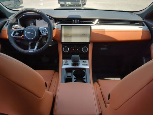 New 2026 Jaguar F-PACE R-Dynamic S image 11