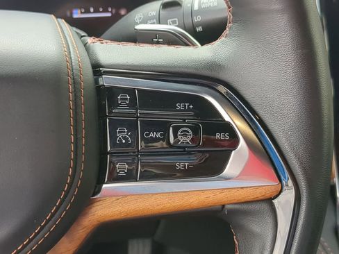 Certified 2022 Jeep Grand Cherokee Summit image 24