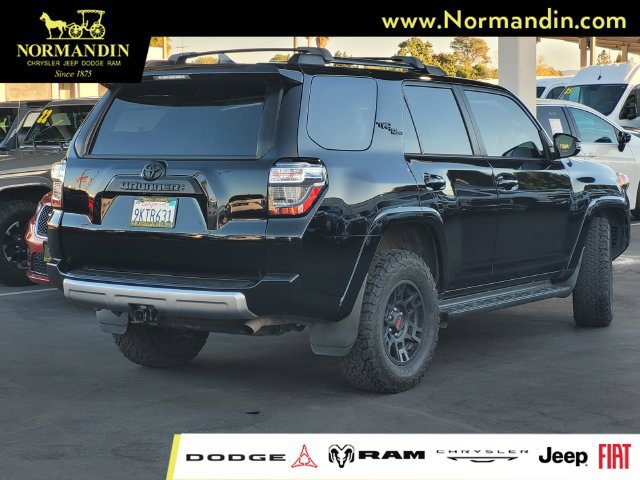 Used 2024 Toyota 4Runner TRD Off-Road Premium AWD/4WD image 3