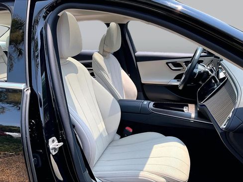 Certified 2025 Mercedes-Benz E 350 Sedan image 17