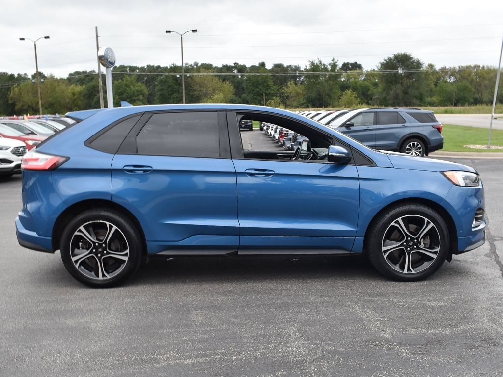 Used 2019 Ford Edge ST w/ Equipment Group 401A AWD/4WD image 15