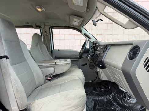 Used 2008 Ford F450 4x4 Crew Cab Super Duty image 7