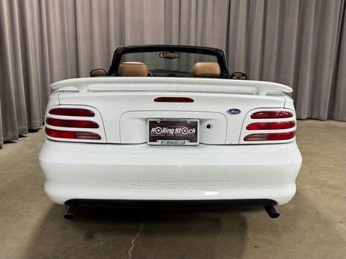Used 1995 Ford Mustang GT RWD image 9
