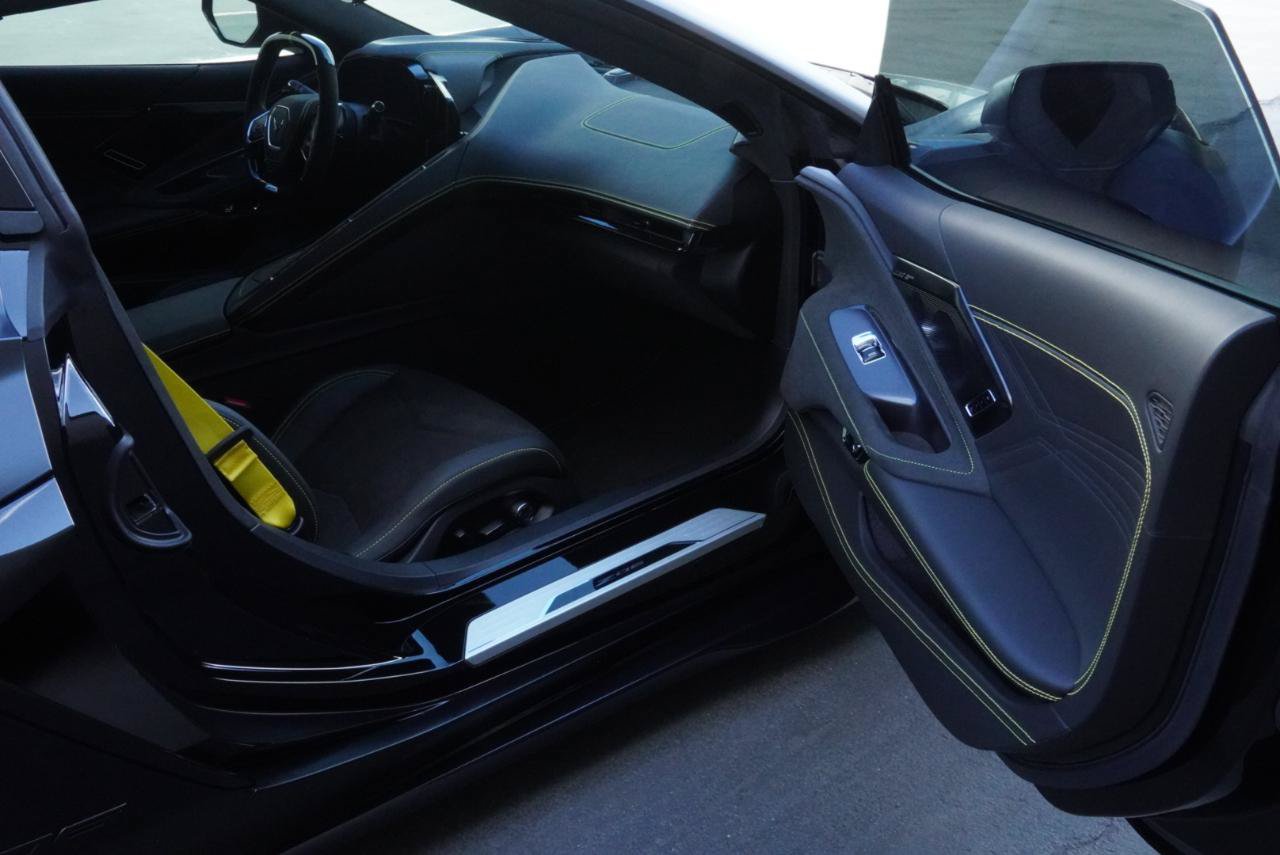Used 2025 Chevrolet Corvette Z06 w/ Z07 Performance Package RWD image 52