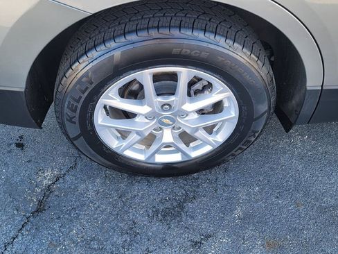 Used 2023 Chevrolet Equinox LS AWD/4WD image 13