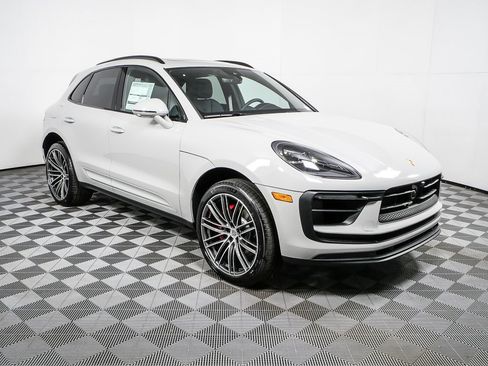 New 2026 Porsche Macan S image 29