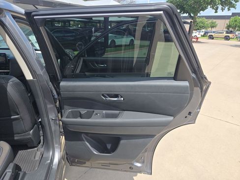 New 2026 Nissan Pathfinder SL FWD image 33