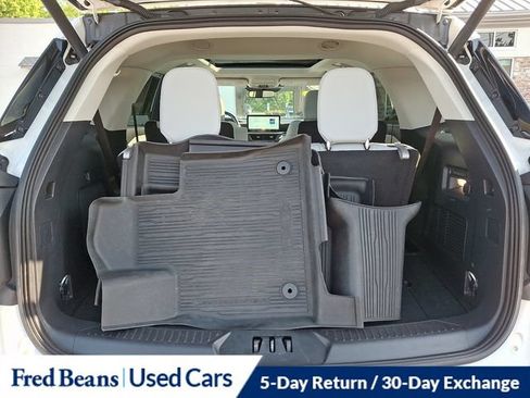 Used 2025 Ford Explorer Platinum w/ Ultimate Package AWD/4WD image 39