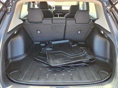 Certified 2024 Honda HR-V LX image 18