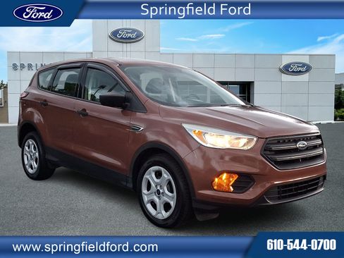 Used 2017 Ford Escape S FWD image 1