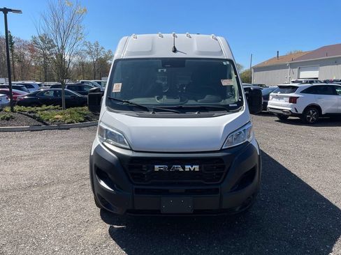 Used 2023 RAM ProMaster 2500 FWD image 3