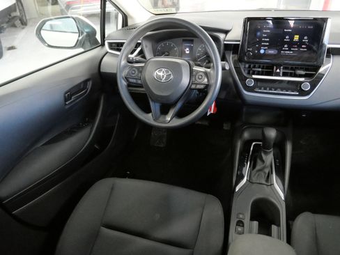 Certified 2024 Toyota Corolla LE image 10