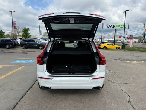 Used 2021 Volvo XC60 T5 Inscription w/ Climate Package AWD/4WD image 12