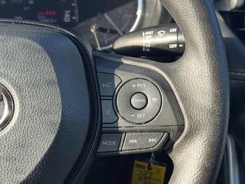 Used 2023 Toyota RAV4 LE FWD image 22