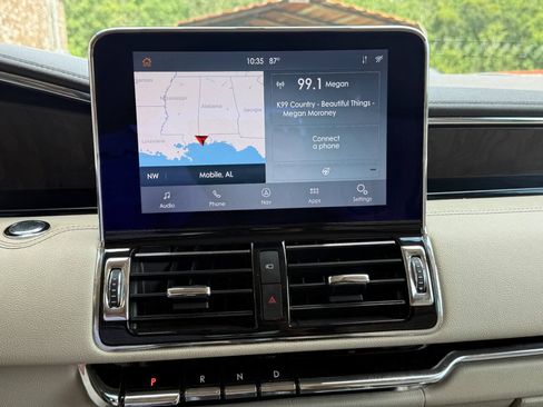 Used 2020 Lincoln Navigator Reserve w/ Equipment Group 201A Reserve RWD image 22