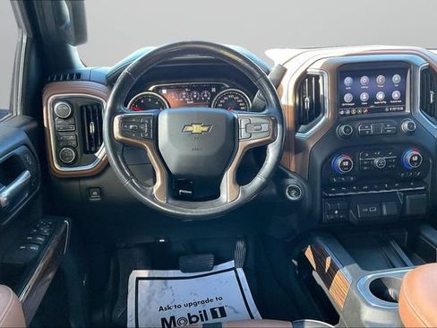 Used 2020 Chevrolet Silverado 1500 High Country w/ Technology Package AWD/4WD image 5
