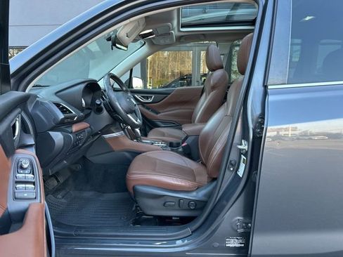 Used 2021 Subaru Forester Touring w/ Popular Package #2 image 9