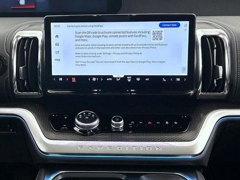 New 2026 Ford Expedition Platinum w/ Stealth Appearance Package image 12